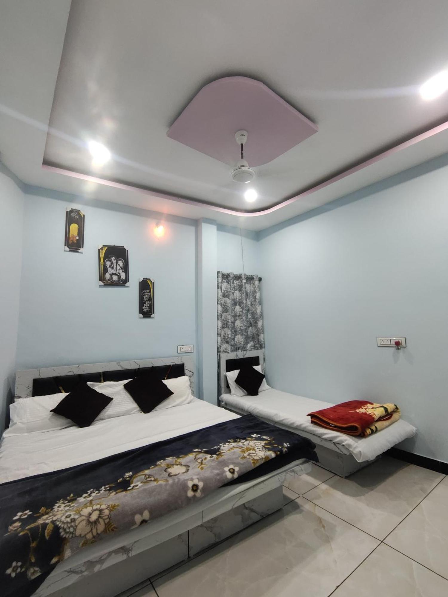Geeta Homestay Ujjain Eksteriør bilde